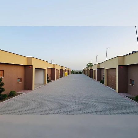 Motel Villa Star Gjilan Ngoại thất bức ảnh